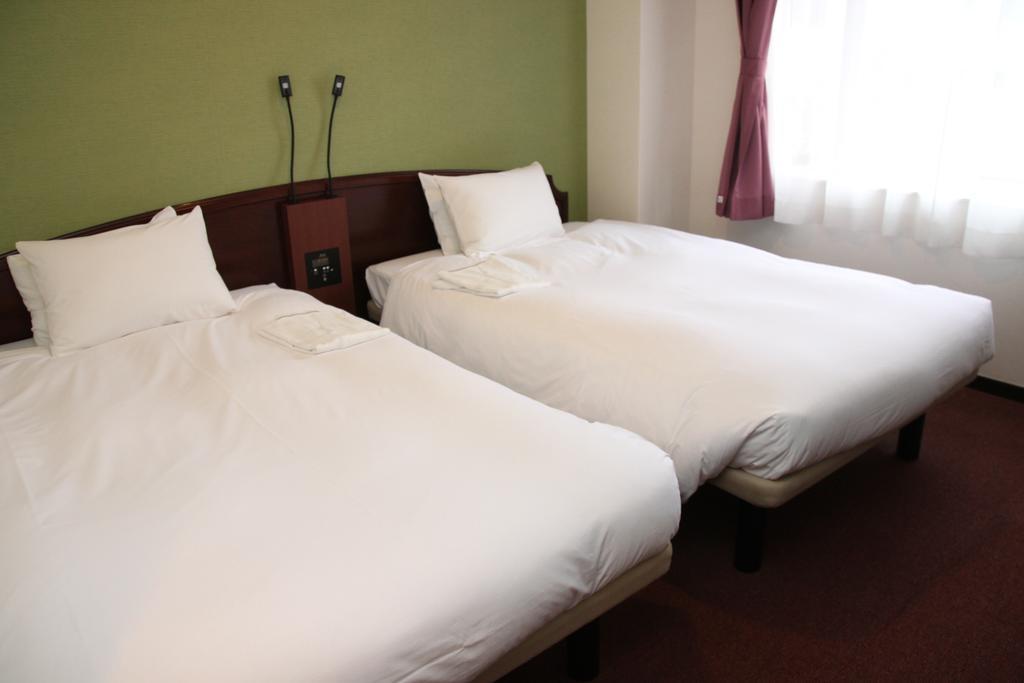 The B Kyoto Sanjo Hotell Eksteriør bilde