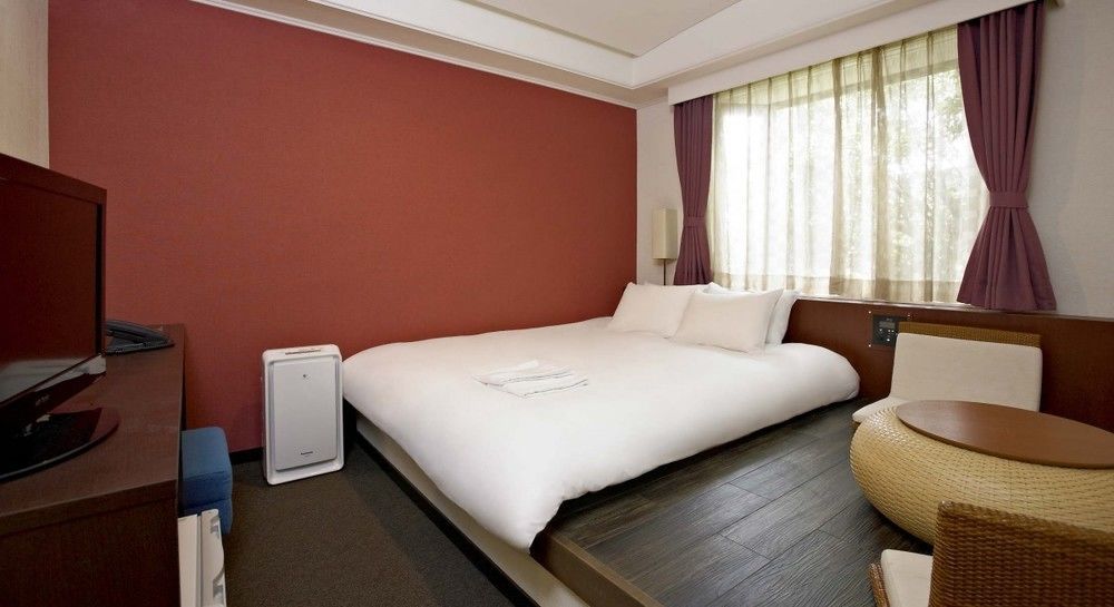 The B Kyoto Sanjo Hotell Eksteriør bilde