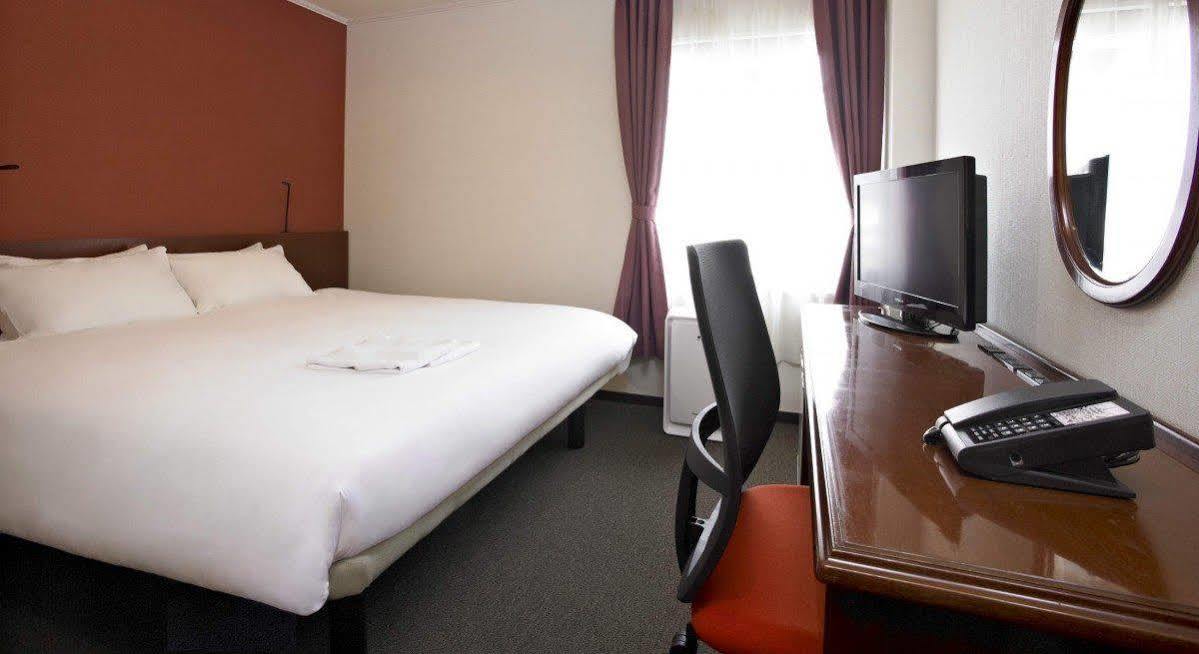 The B Kyoto Sanjo Hotell Eksteriør bilde