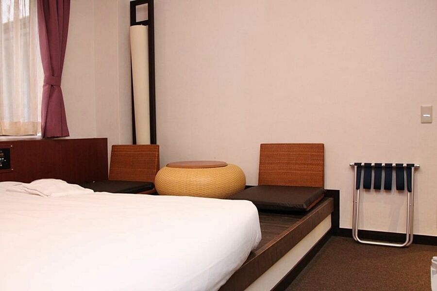 The B Kyoto Sanjo Hotell Eksteriør bilde
